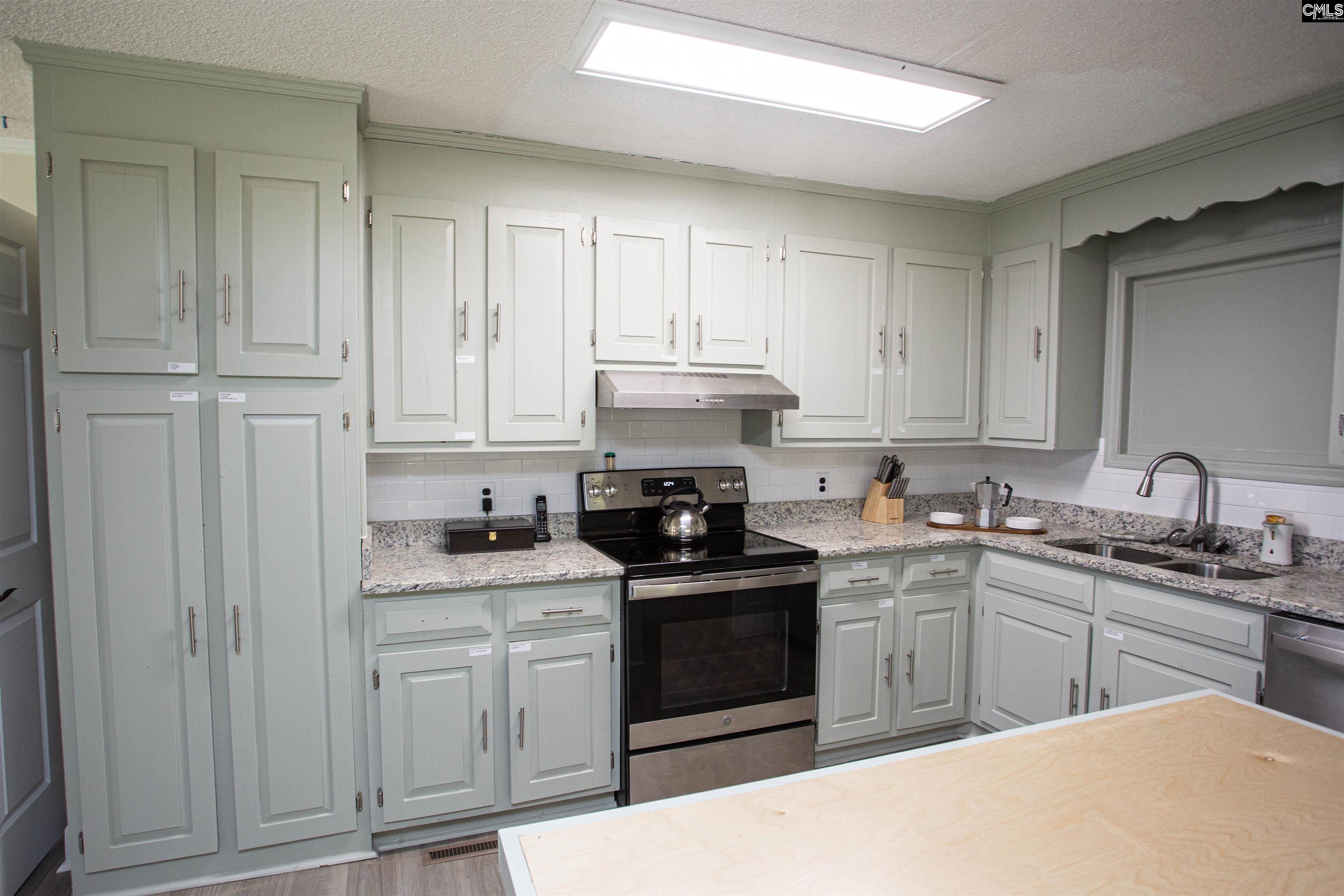 306 Hampton Park Camden, SC 29020 - Photo 8 of 26