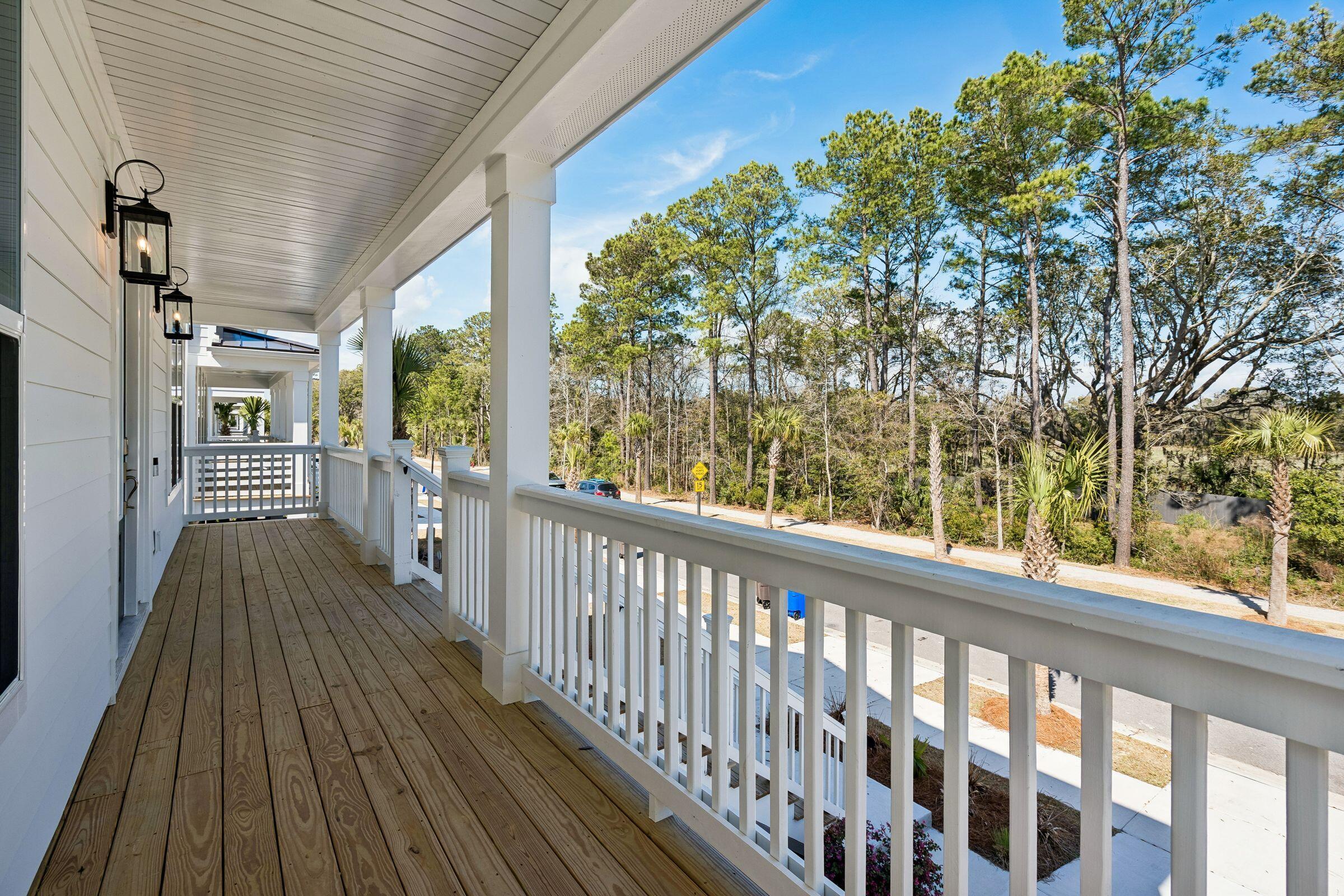 1675 Cultivation Lane Mount Pleasant, SC 29466 - Photo 4 of 57 1675CultivationLn-KeenEyeMarketing-020