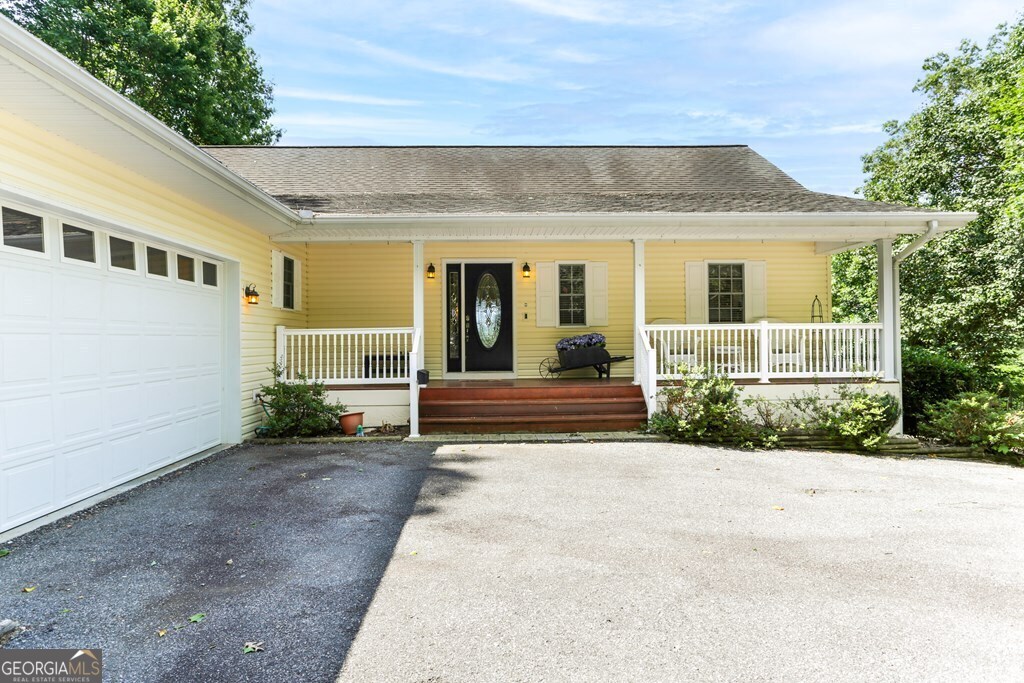 847 Scarlett Way Young Harris, GA 30582 - Photo 47 of 48