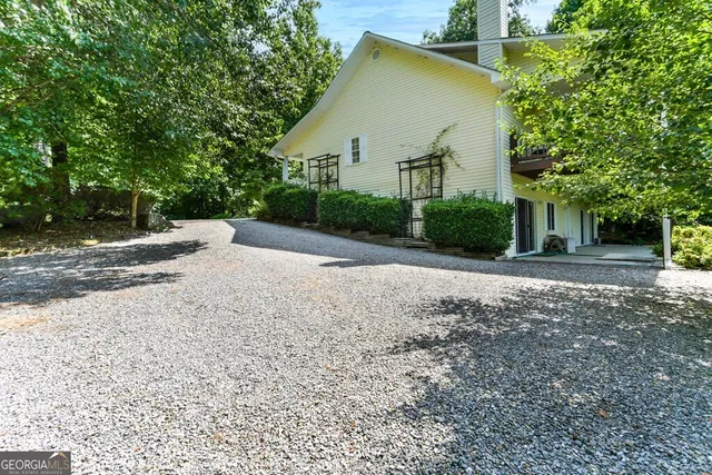 $550,000 | 847 Scarlett Way, Young Harris, GA 30582