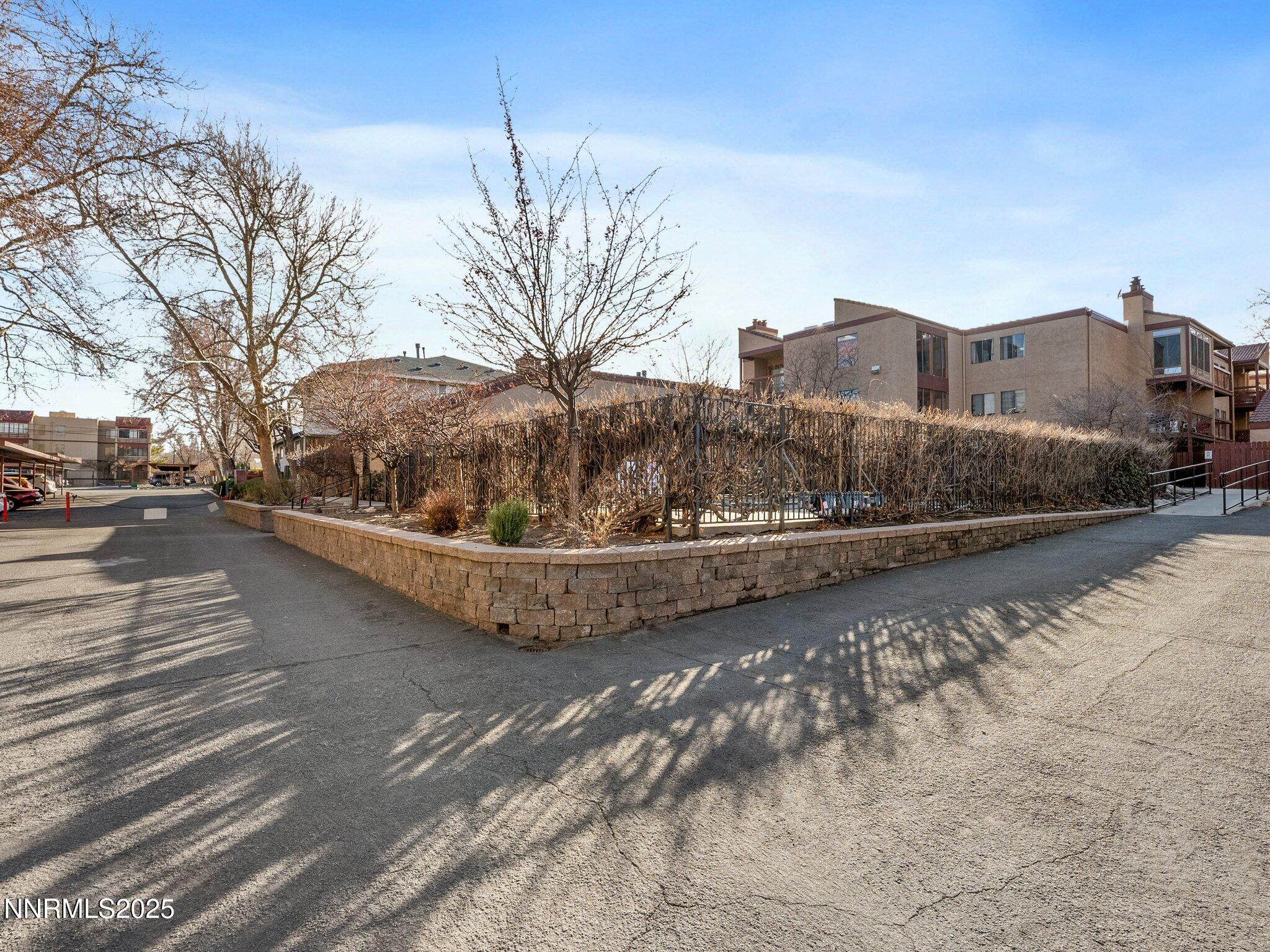 2955 Lakeside Drive, Unit 111 Reno, NV 89509 - Photo 41 of 45 a view of a large building