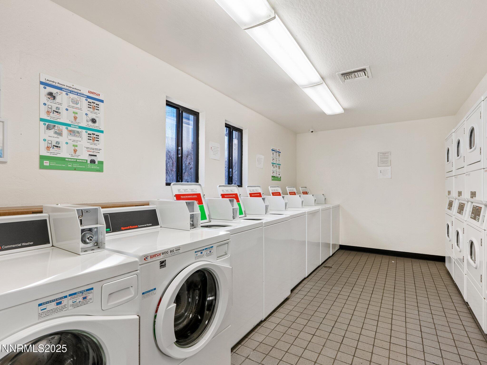 2955 Lakeside Drive, Unit 111 Reno, NV 89509 - Photo 44 of 45 a utility room with dryer and washer