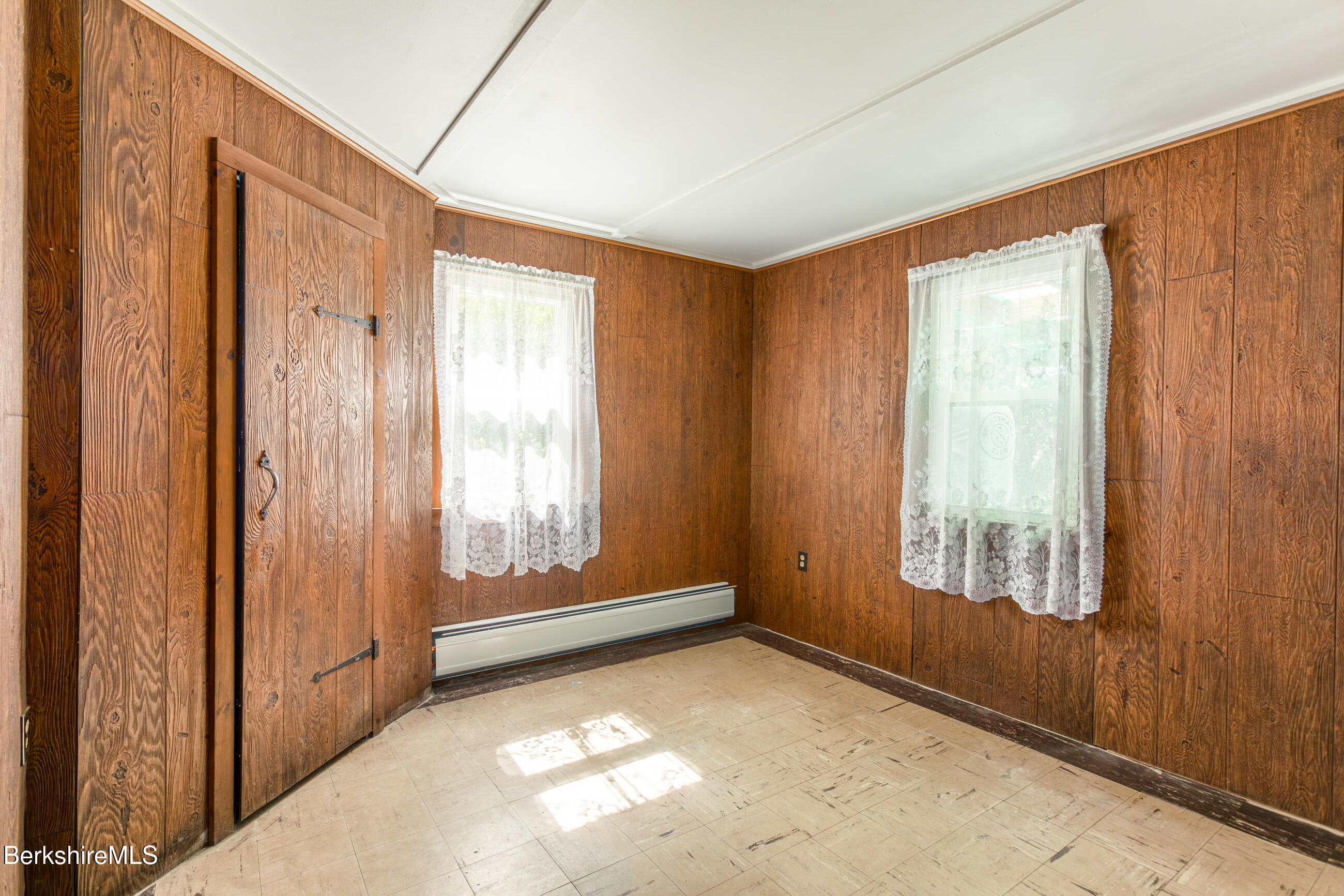 116 Brombach Street Pittsfield, MA 01201 - Photo 18 of 22 image-13