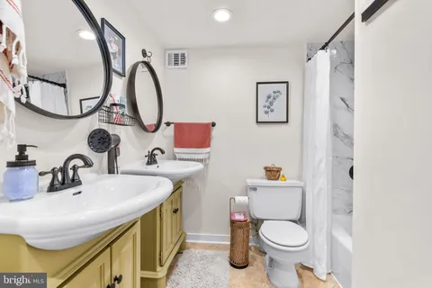 $234,999 | 9039 Sligo Creek Parkway, Unit 1005, Silver Spring, MD 20901