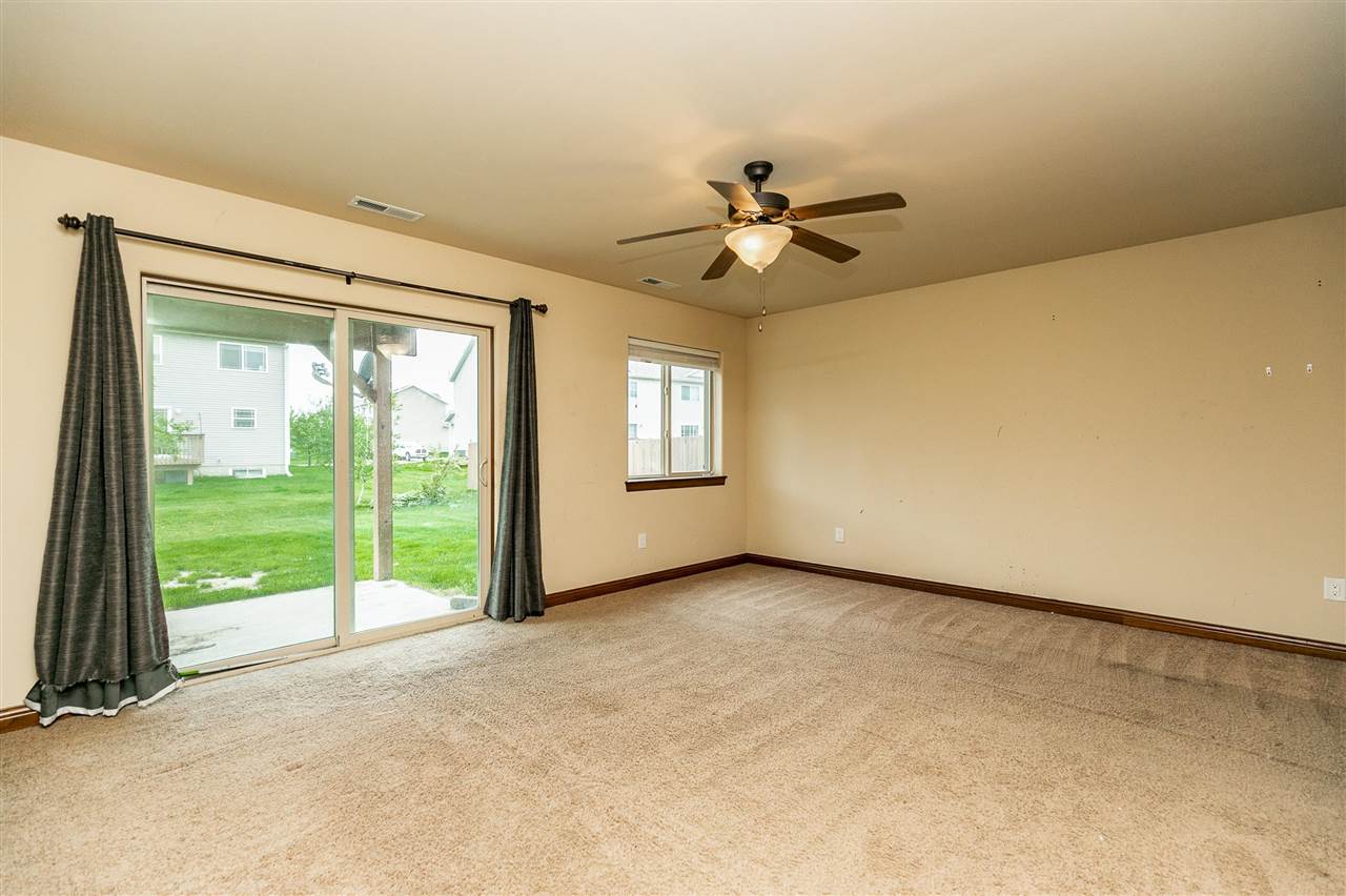 97 North Park Ridge Road North Liberty, IA 52317 - Photo 24 of 39 Gallery Image 24