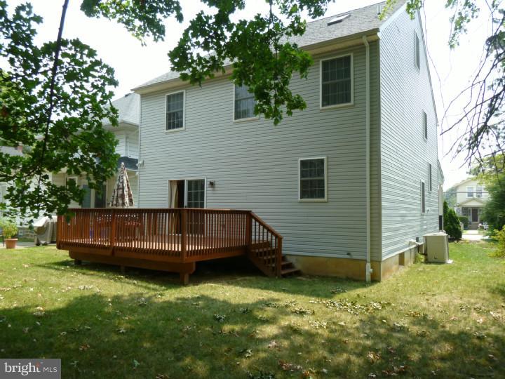 32 Mill Road Havertown, PA 19083 - Photo 11 of 24 Exterior Back