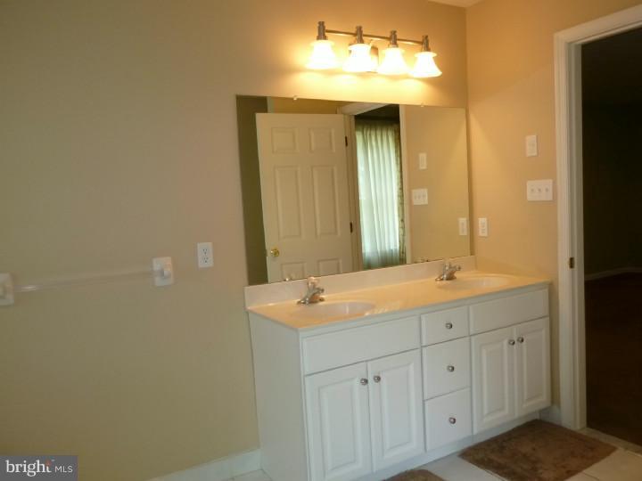 32 Mill Road Havertown, PA 19083 - Photo 14 of 24 Master Bathroom
