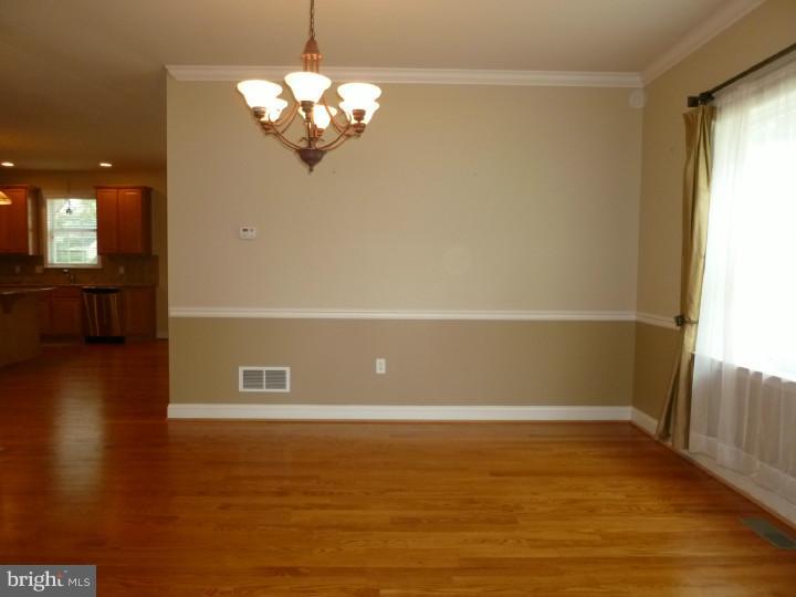 32 Mill Road Havertown, PA 19083 - Photo 5 of 24 Dining Room