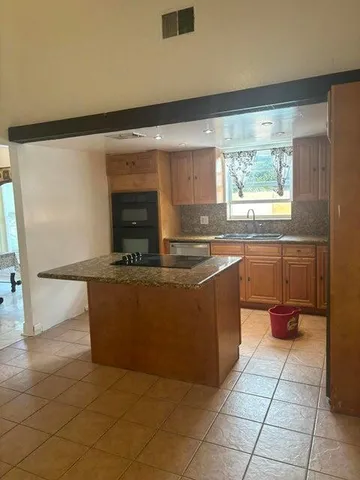 $3,900 | 650 Toxaway Drive, West Palm Beach, FL 33413