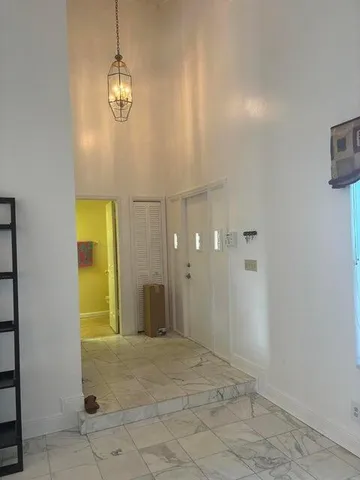 $3,900 | 650 Toxaway Drive, West Palm Beach, FL 33413