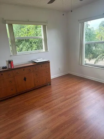 $3,900 | 650 Toxaway Drive, West Palm Beach, FL 33413