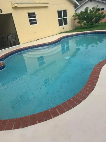 $3,900 | 650 Toxaway Drive, West Palm Beach, FL 33413