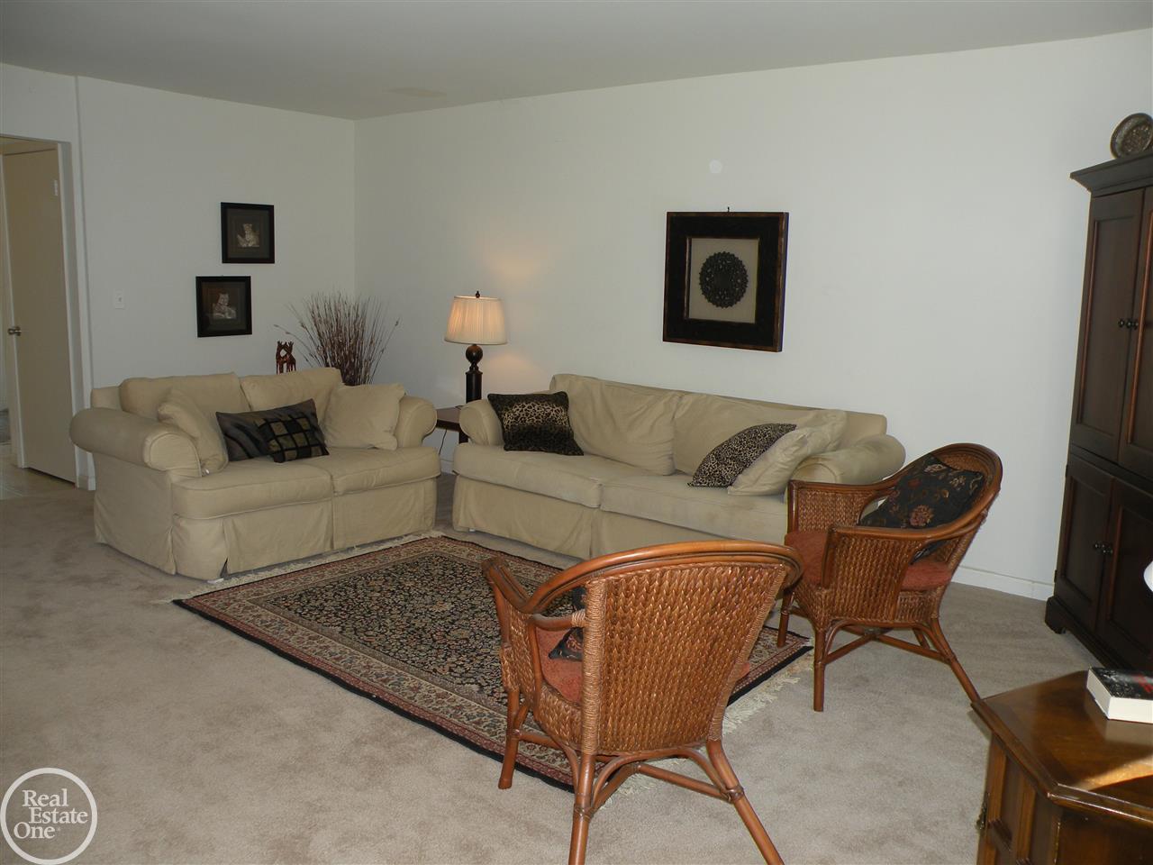 74 Longford Drive Rochester Hills, MI 48309 - Photo 13 of 33