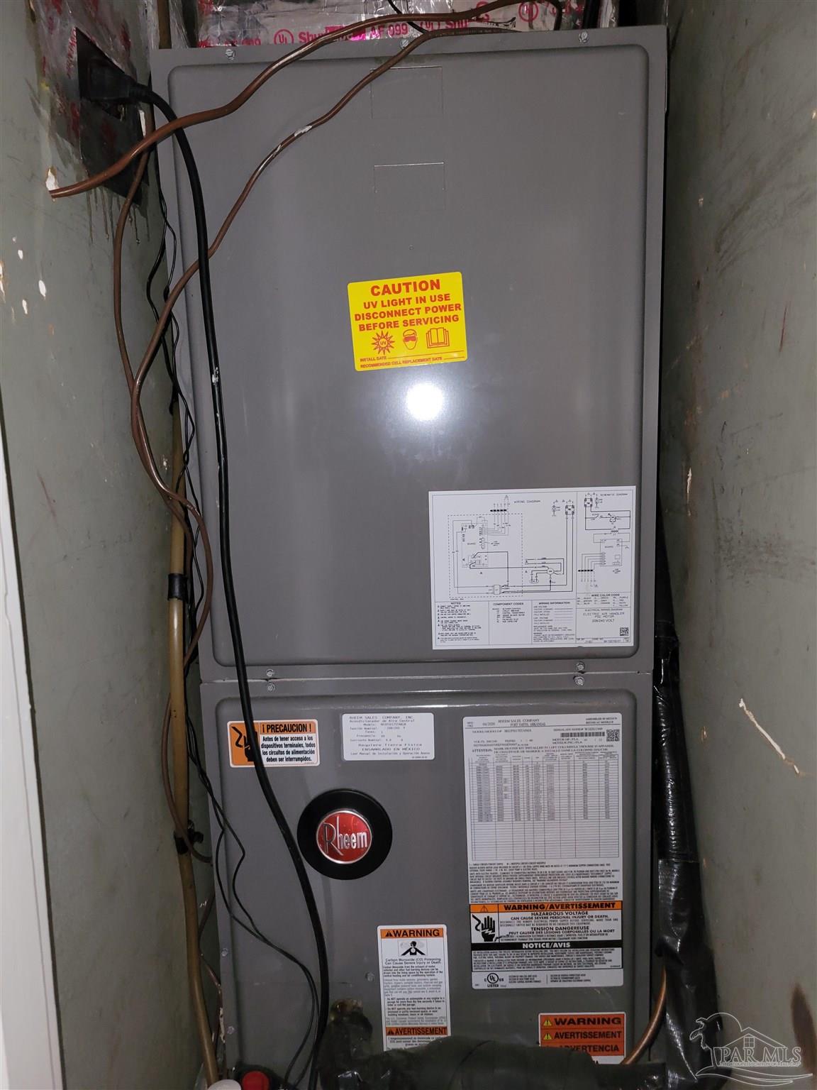 415 Rhoda Street Pensacola, FL 32503 - Photo 6 of 11