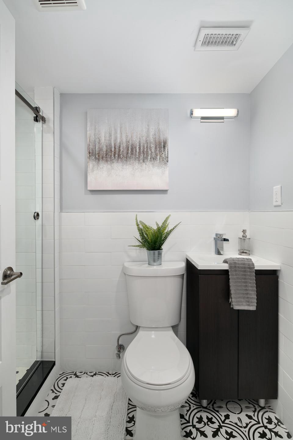 2048 Gerritt Street Philadelphia, PA 19146 - Photo 52 of 57