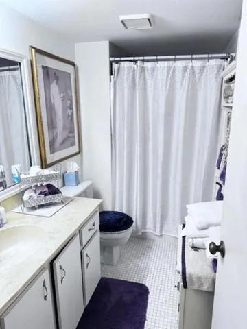 $139,900 | 7320 Lake Cir Drive, Unit 407, Margate, FL 33063