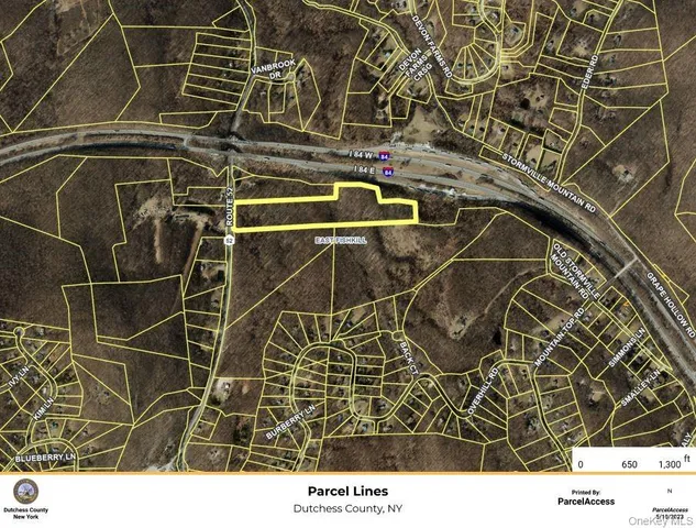 a picture of a tennis court