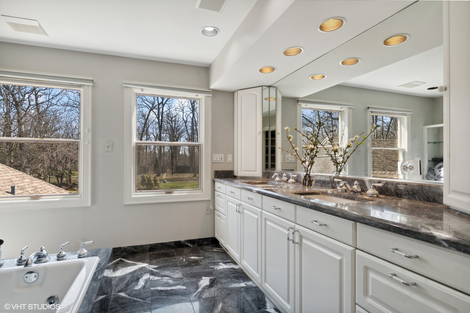 1505 South Ridge Road Lake Forest, IL 60045 - Photo 15 of 26