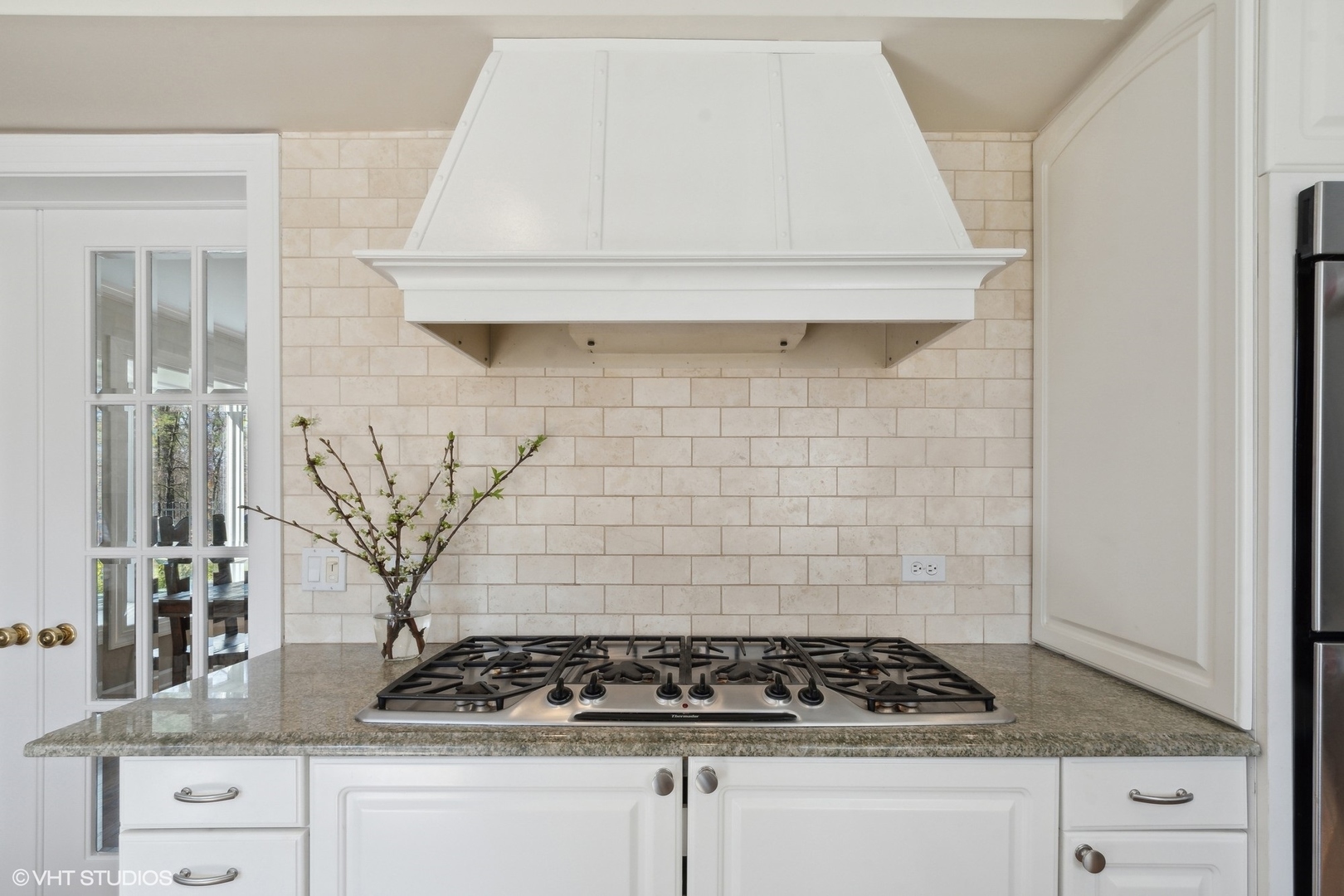 1505 South Ridge Road Lake Forest, IL 60045 - Photo 7 of 26