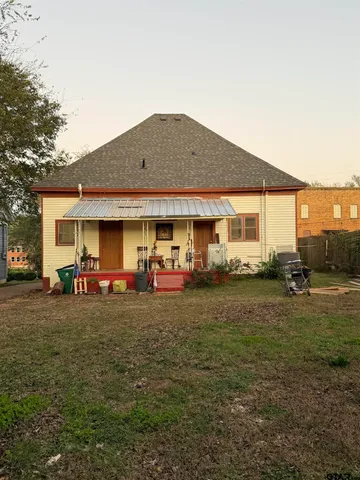 $1,100 | 707 Johnson Street, Palestine, TX 75801