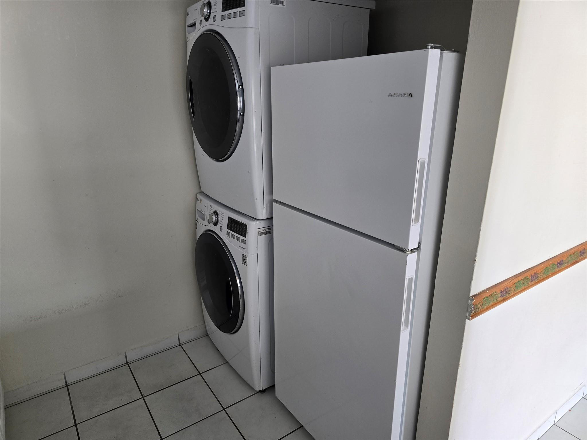 10050 Winding Lake Road, Unit 103 Sunrise, FL 33351 - Photo 4 of 12 Photo 4