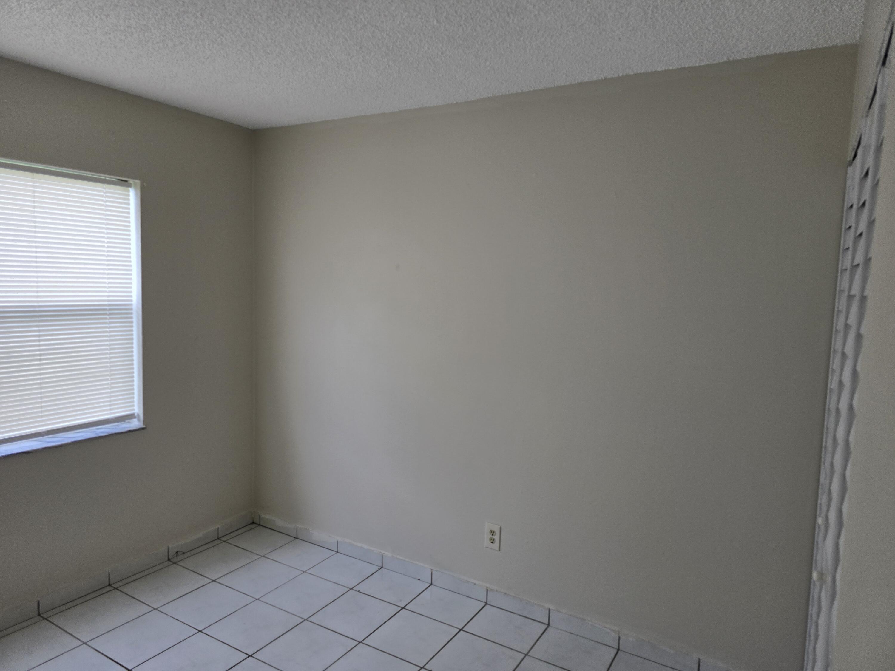 10050 Winding Lake Road, Unit 103 Sunrise, FL 33351 - Photo 8 of 15 20260504_102050