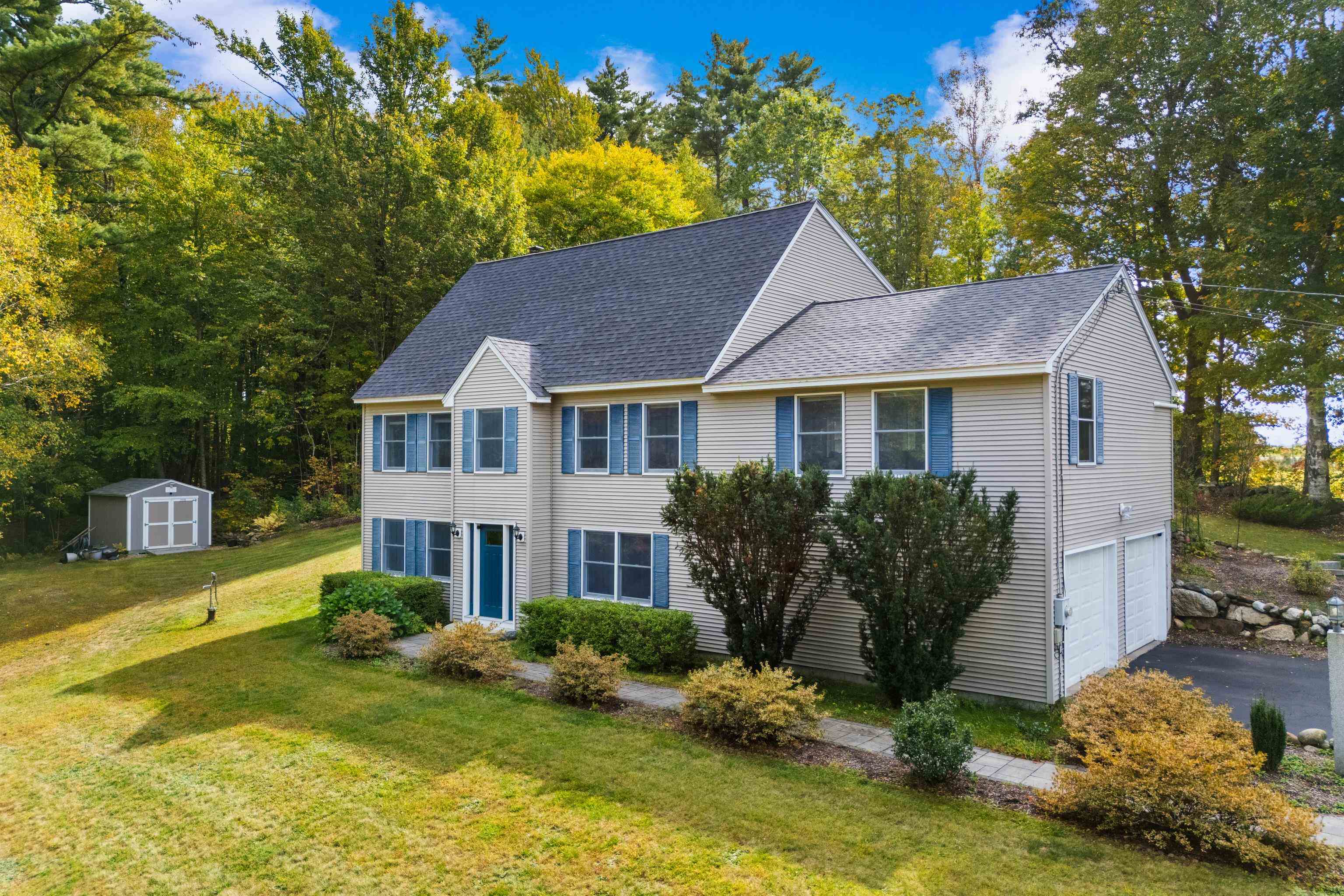 662 Highway 129 Loudon, NH 03307 - Photo 2 of 36