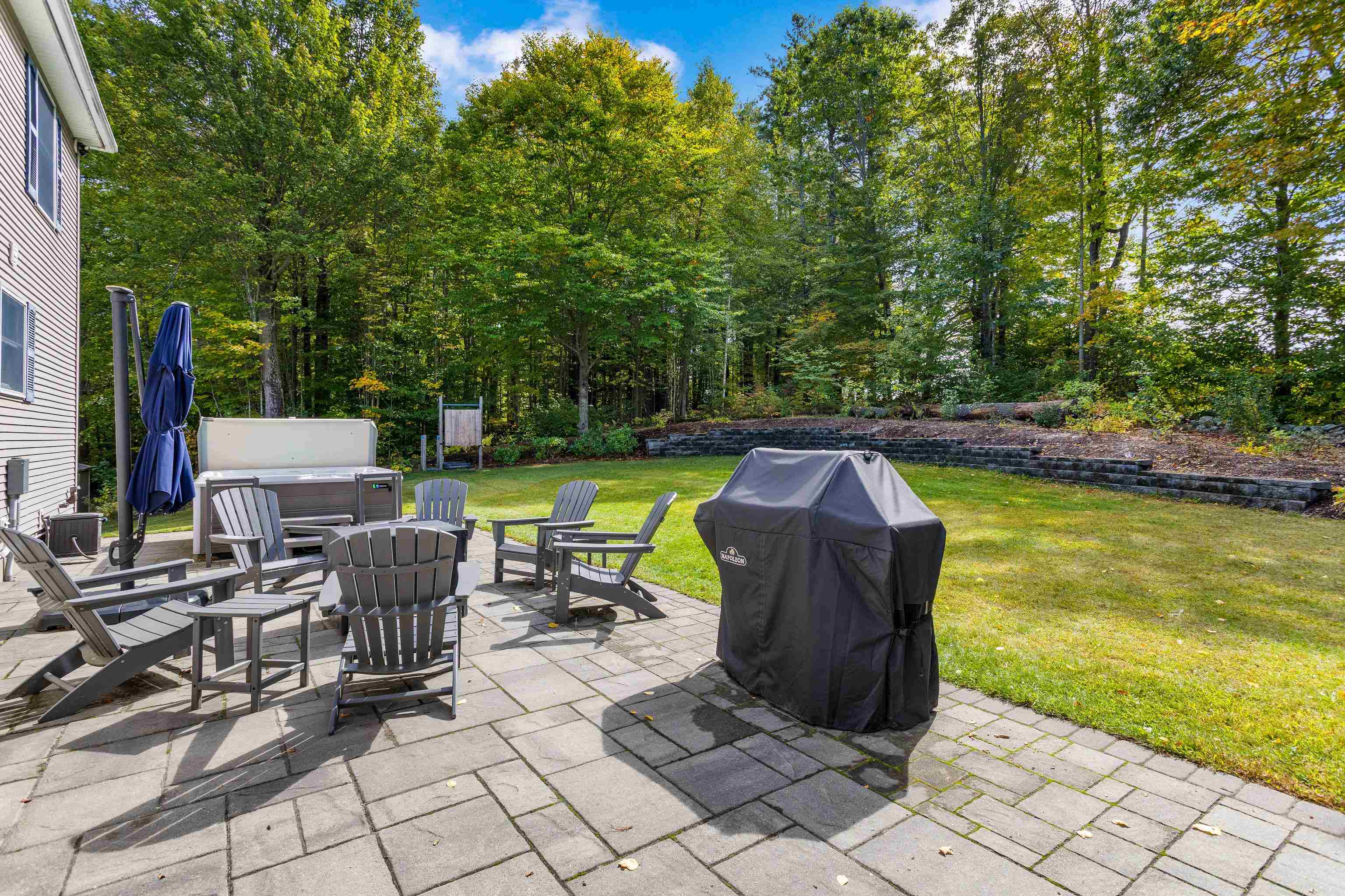 662 Highway 129 Loudon, NH 03307 - Photo 25 of 36