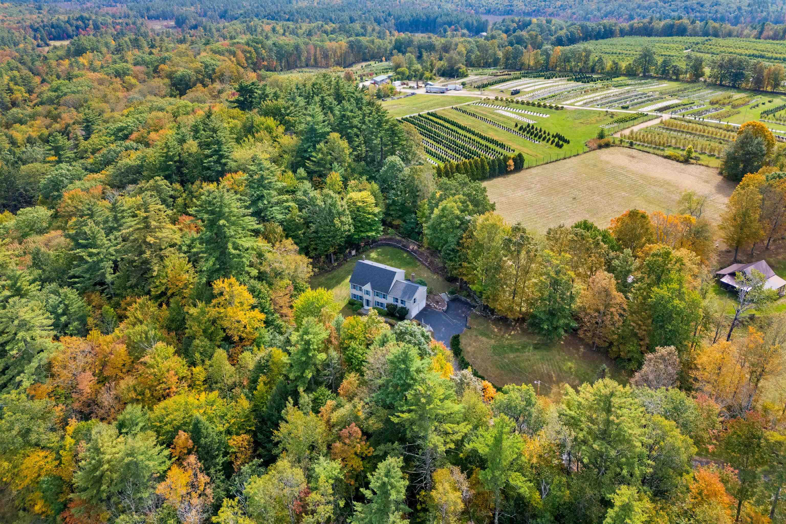 662 Highway 129 Loudon, NH 03307 - Photo 31 of 36