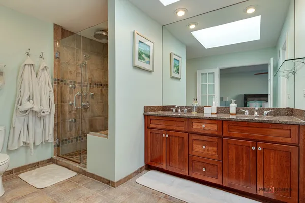$679,000 | 2420 Cobblewood Drive, Northbrook, IL 60062