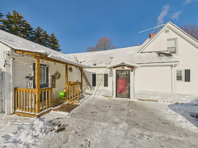 $319,000 | 1616 Main Street, Mapleton, ME 04757