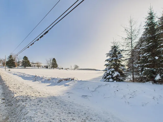 $319,000 | 1616 Main Street, Mapleton, ME 04757