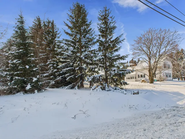 $319,000 | 1616 Main Street, Mapleton, ME 04757