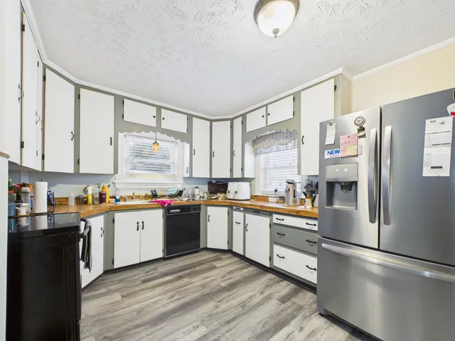 $319,000 | 1616 Main Street, Mapleton, ME 04757