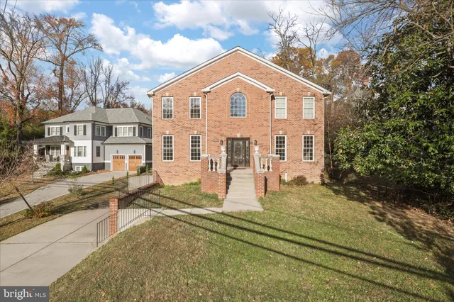 $1,850,000 | 2659 Military Road, Arlington, VA 22207