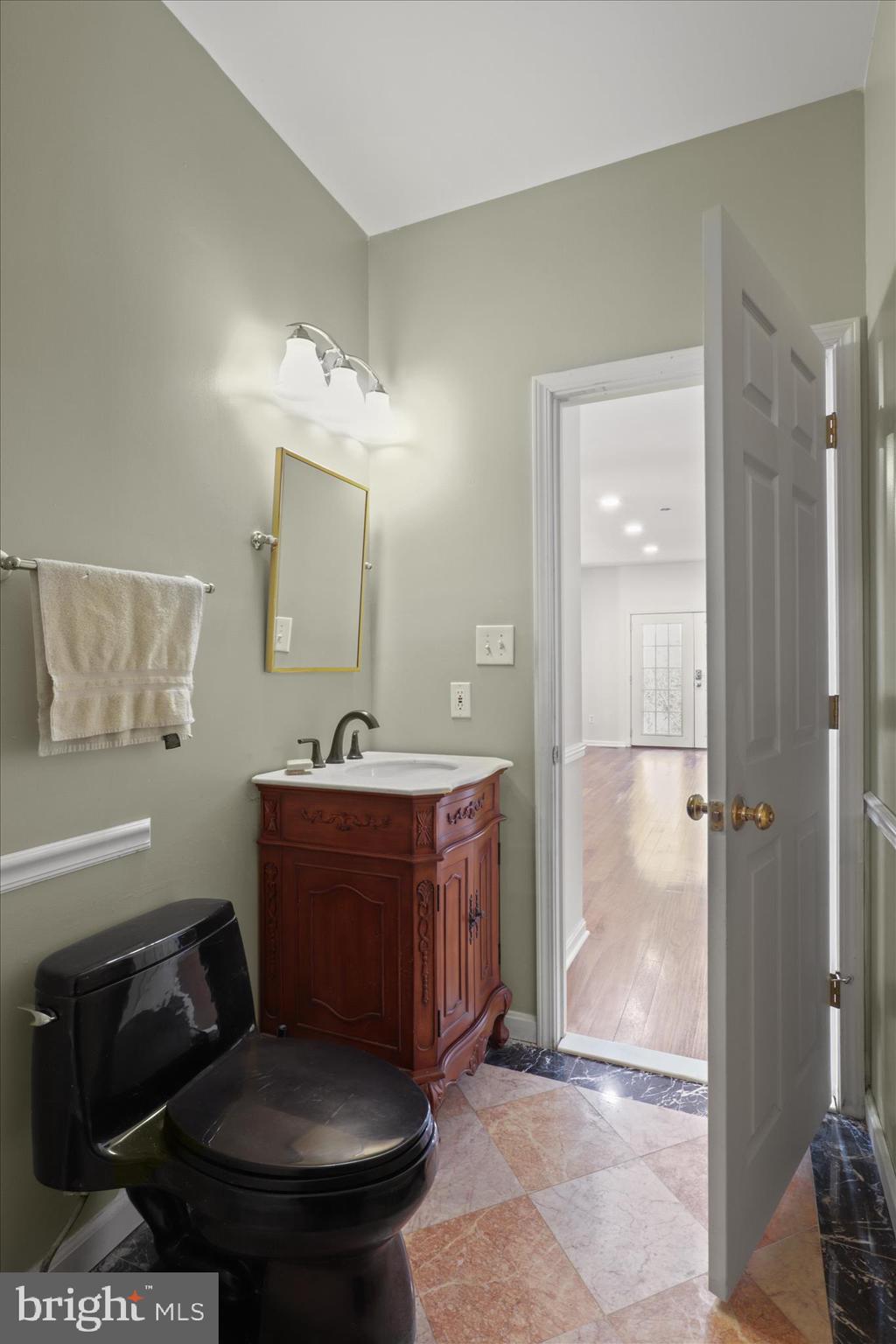 2659 Military Road Arlington, VA 22207 - Photo 25 of 74