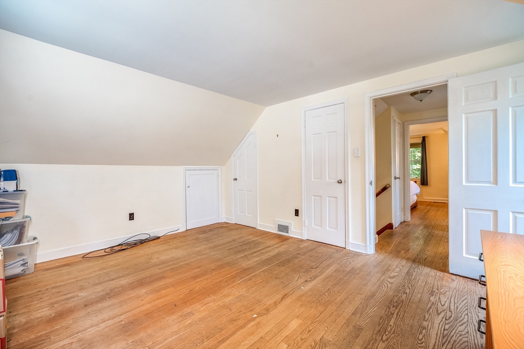 18 Plum Tree Road Amherst, MA 01002 - Photo 25 of 38