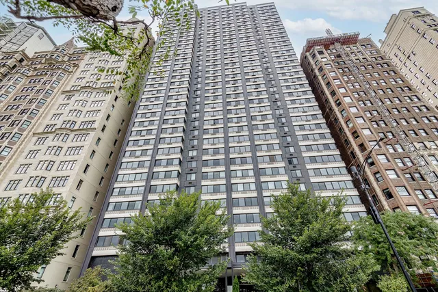 $19,200 | 1440 North Lake Shore Drive, Unit 22ABCD, Chicago, IL 60610