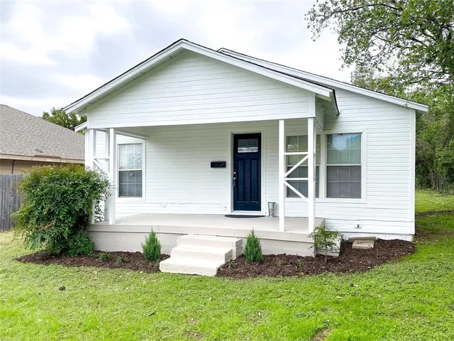 $1,500 | 5517 Diaz Avenue, Fort Worth, TX 76107