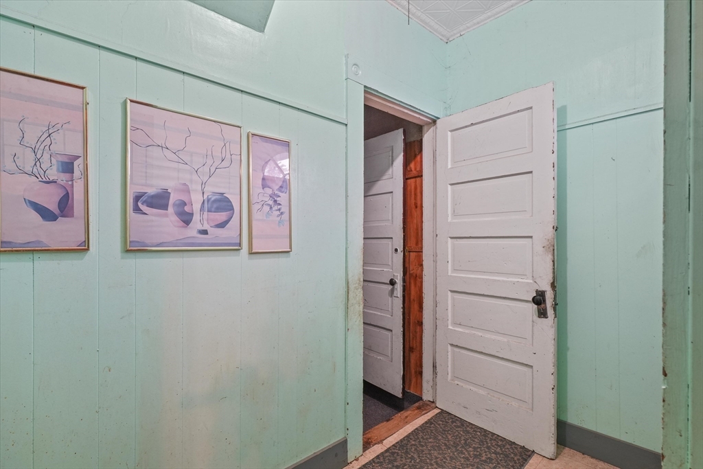 5-7 Arlington Terrace Lawrence, MA 01841 - Photo 18 of 39