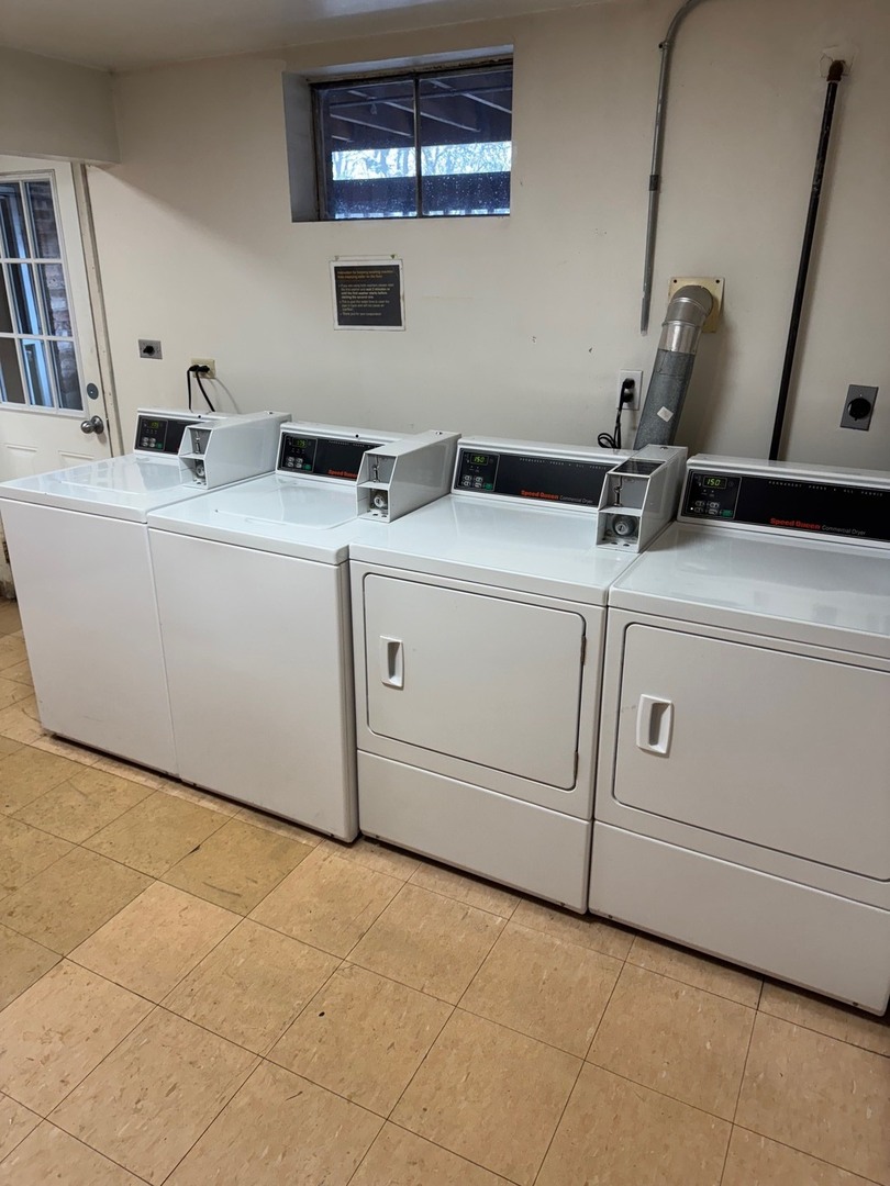 1110 18th Street, Unit 1E Broadview, IL 60155 - Photo 17 of 20 a bathroom with a sink and a mirror