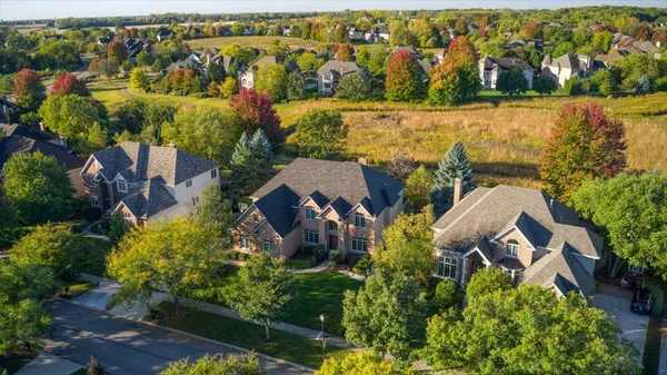 $949,900 | 763 Twin Elms Lane, Batavia, IL 60510