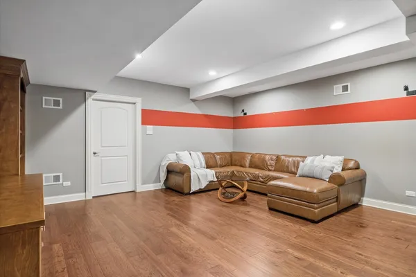 $949,900 | 763 Twin Elms Lane, Batavia, IL 60510