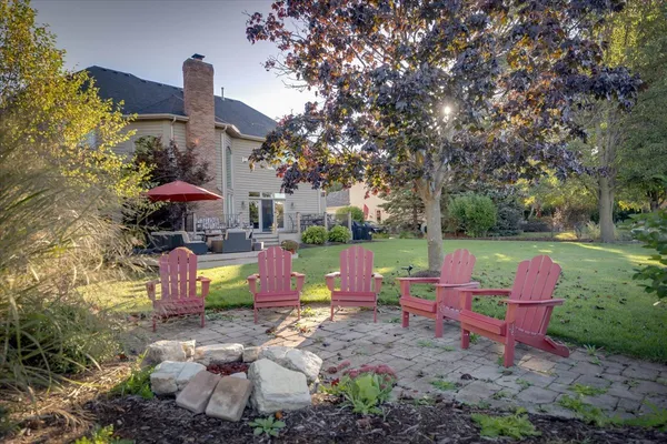 $949,900 | 763 Twin Elms Lane, Batavia, IL 60510