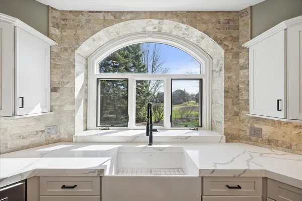 $949,900 | 763 Twin Elms Lane, Batavia, IL 60510