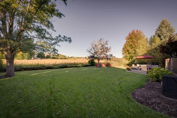 $949,900 | 763 Twin Elms Lane, Batavia, IL 60510