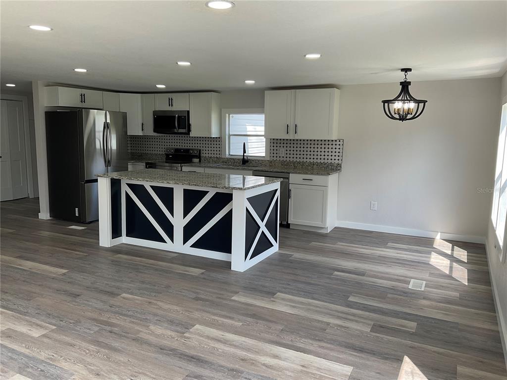 3377 Southeast 94th Street Ocala, FL 34480 - Photo 4 of 33