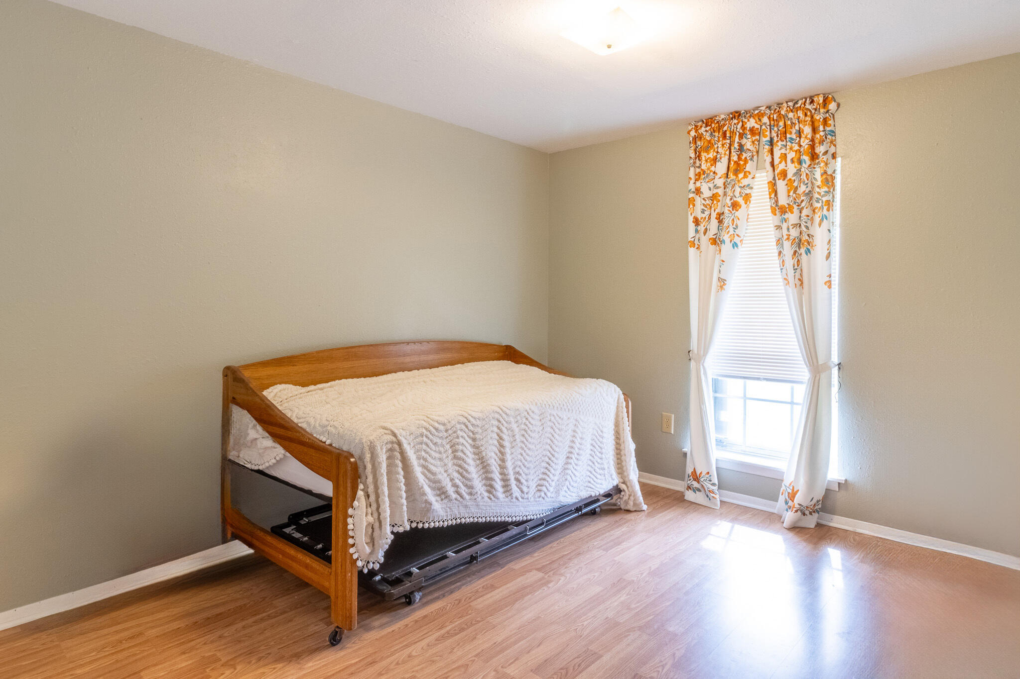 900 Mountain Creek Road, Unit E 63 Chattanooga, TN 37405 - Photo 6 of 12 IMG_3445-HDR