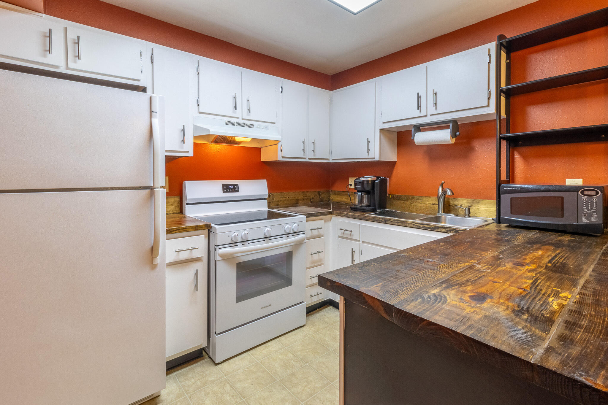 900 Mountain Creek Road, Unit E 63 Chattanooga, TN 37405 - Photo 10 of 12 IMG_3469-HDR