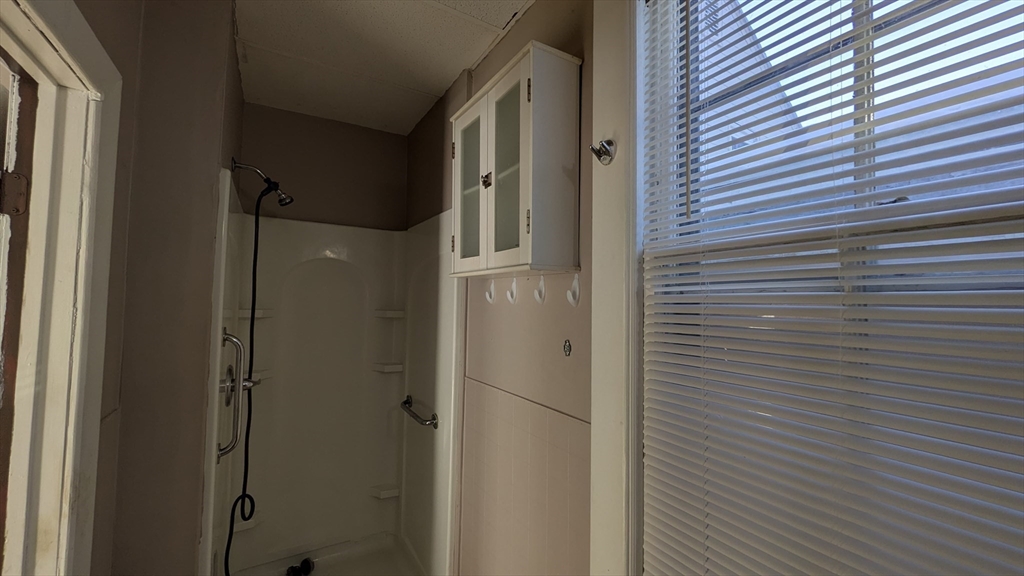 86 West Main Street North Adams, MA 01247 - Photo 24 of 42